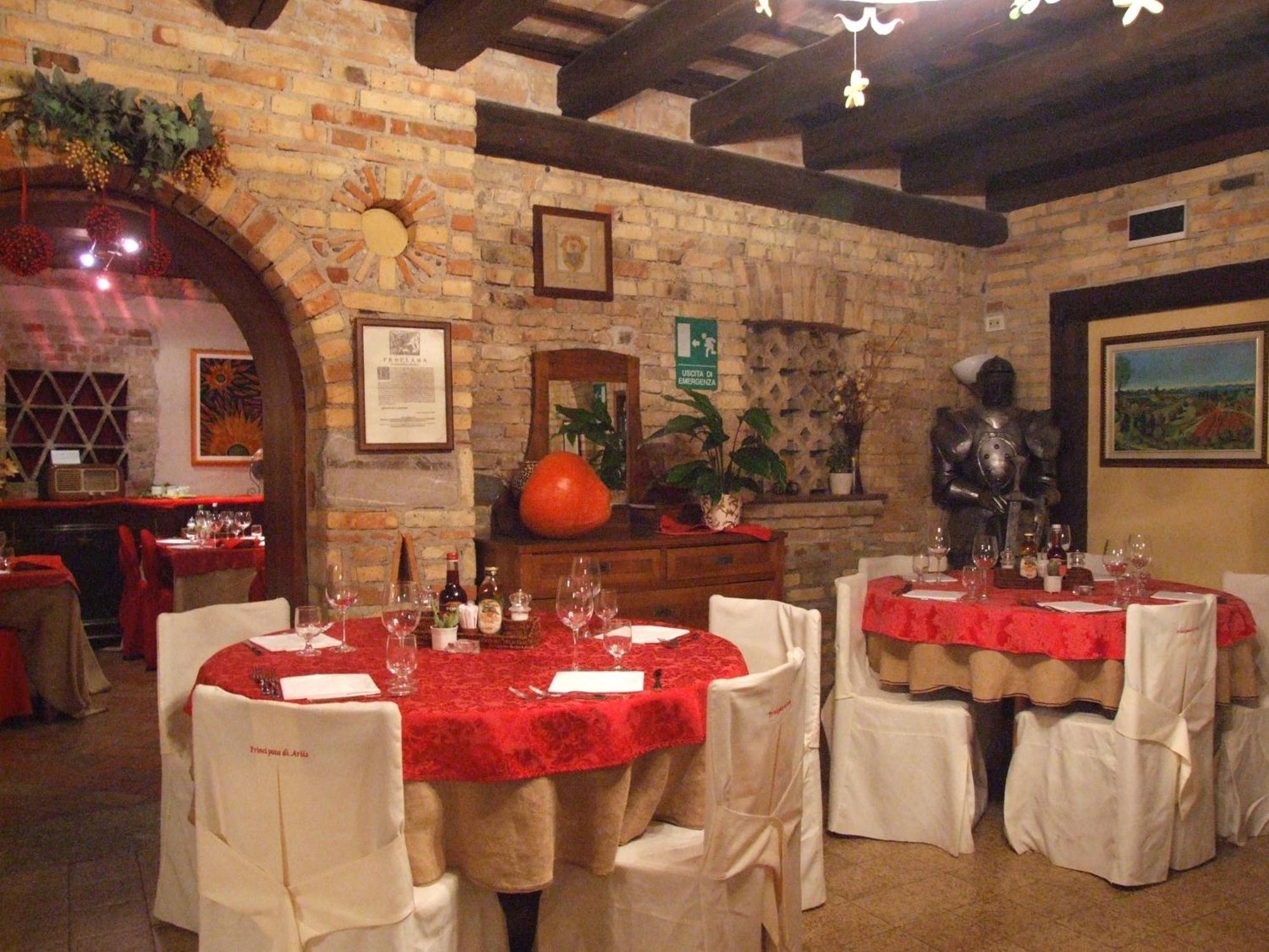 Principato Di Ariis Hotel Rivignano Buitenkant foto