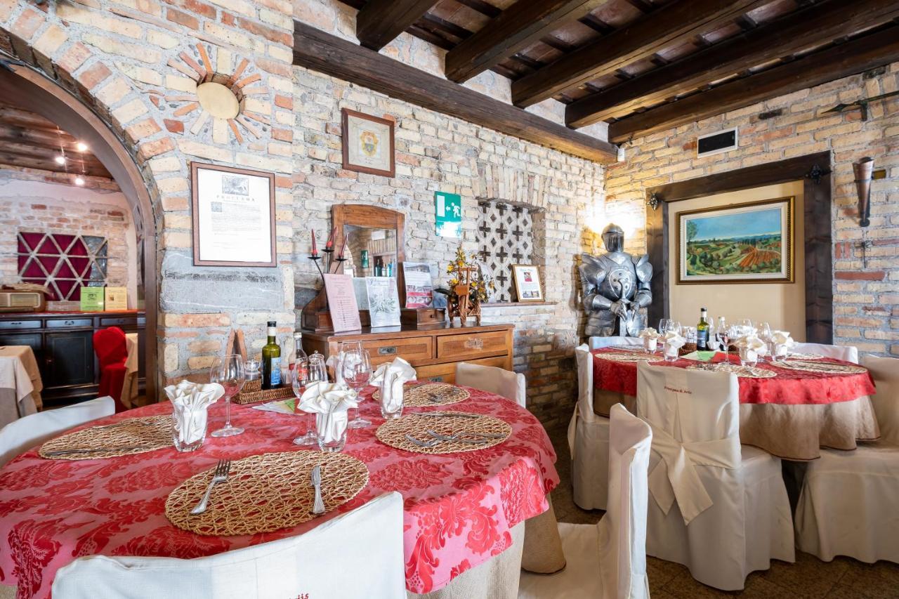 Principato Di Ariis Hotel Rivignano Buitenkant foto