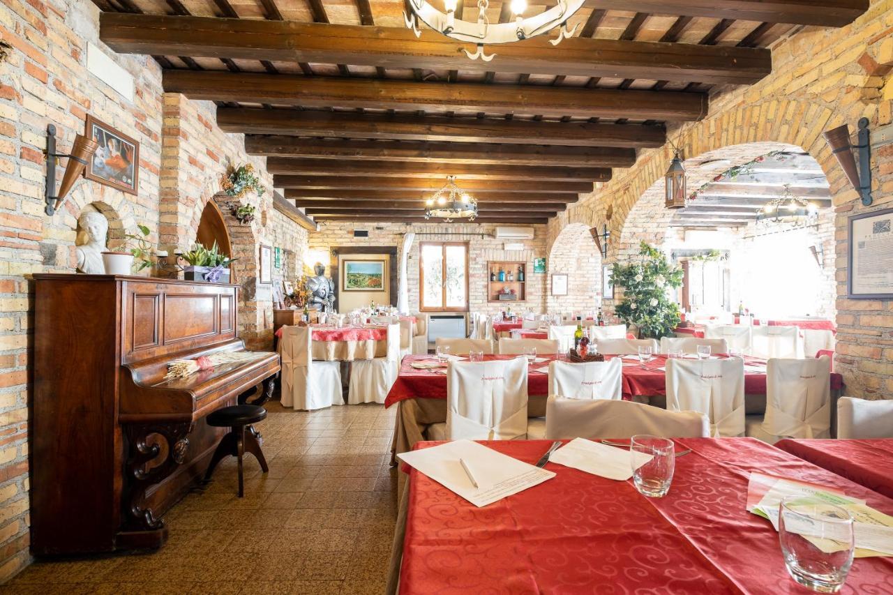 Principato Di Ariis Hotel Rivignano Buitenkant foto